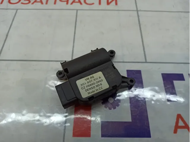 Моторчик заслонки отопителя Volkswagen Golf Plus (Mk5) 3C1907511A