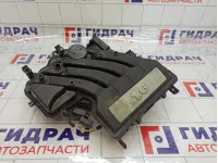 Коллектор впускной Volkswagen Golf Plus (Mk5) 06A133203EM