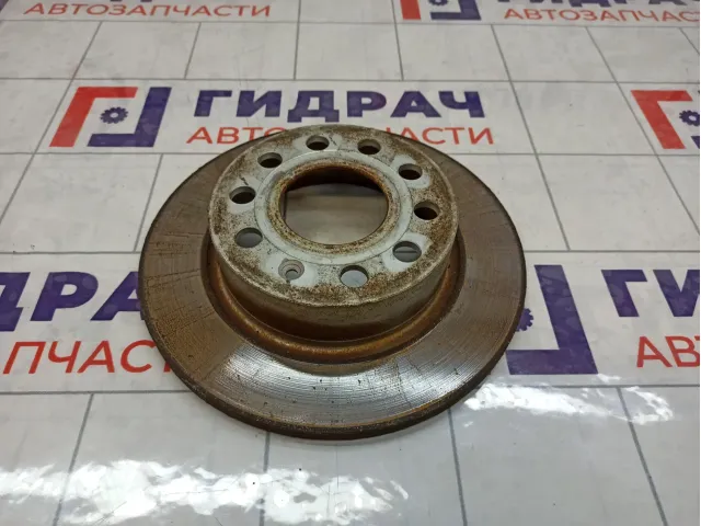 Диск тормозной задний Volkswagen Golf Plus (Mk5) 1K0615601AB