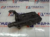 Крепление АКБ Volkswagen Golf Plus (Mk5) 1K0915333H