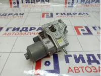 Моторчик стеклоочистителя передний правый Volkswagen Golf Plus (Mk5) 5M0955120D