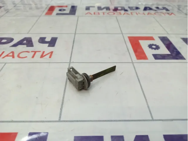 Датчик температуры воздуха Volkswagen Golf Plus (Mk5) 4B0820539