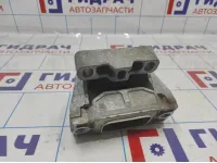 Опора двигателя правая Volkswagen Jetta (A6) 1K0199262AJ.