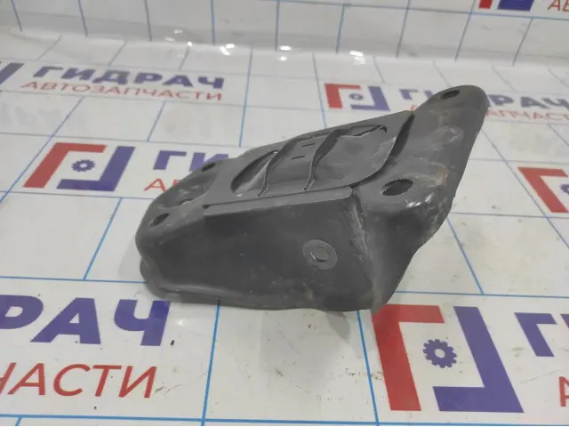 Кронштейн задней балки левый Volkswagen Jetta (A6) 5C0501545B.