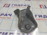 Кронштейн задней балки левый Volkswagen Jetta (A6) 5C0501545B.