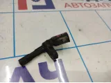 Датчик ABS задний правый Volkswagen Jetta (A6) 1K0927808.