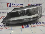 Фара левая Volkswagen Jetta (A6) 5C7941005A.