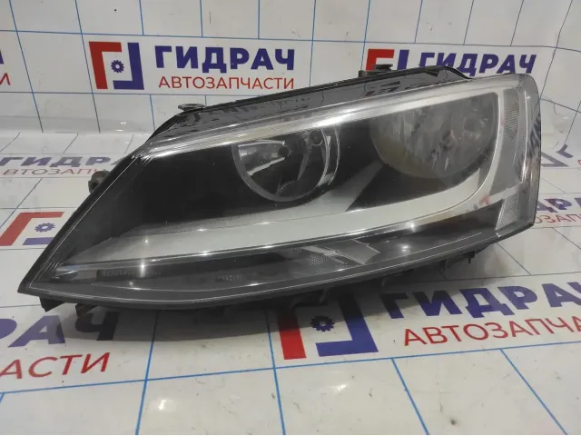 Фара левая Volkswagen Jetta (A6) 5C7941005A.