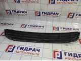 Решетка в бампер центральная Volkswagen Jetta (A6) 5C6853677.