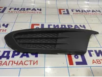 Решетка в бампер левая Volkswagen Jetta (A6) 5C6853665.
