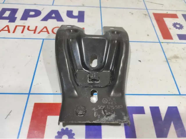 Кронштейн замка капота Volkswagen Jetta (A6) 5C6805567.