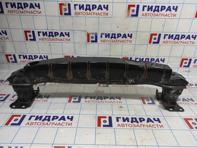 Усилитель бампера переднего Volkswagen Jetta (A6) 5C6807109C. Есть дефект.
