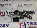 Блок ABS Volkswagen Jetta (A6) 1K0614117S.