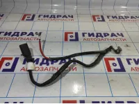 Клемма аккумулятора плюс Volkswagen Jetta (A6) 5C0971228L.