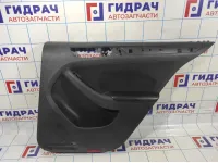 Обшивка двери задней правой Volkswagen Jetta (A6) 5C6867212NAHA.