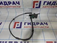 Замок спинки сиденья Volkswagen Jetta (A6) 5C6885682B. Правый.