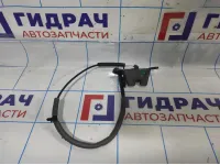 Замок спинки сиденья Volkswagen Jetta (A6) 5C6885681C. Левый.