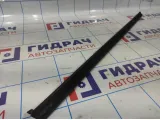 Уплотнитель стекла двери задней левой Volkswagen Jetta (A6) 5C68394795AP.