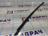 Накладка стекла двери задней правой Volkswagen Jetta (A6) 5C68394785AP.