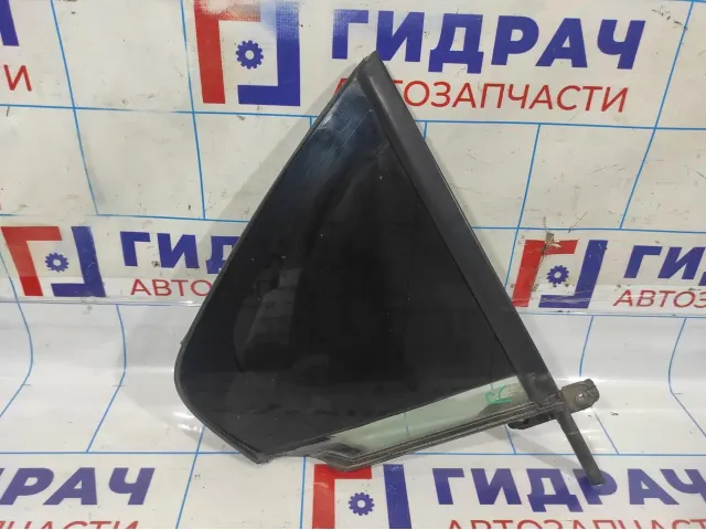 Стекло двери задней правой (форточка) Volkswagen Jetta (A6) 5C6845214.