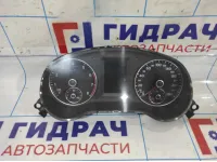 Панель приборов Volkswagen Jetta (A6) 5C6920862X.