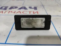 Фонарь подсветки номера Volkswagen Jetta (A6) 5N0943021B.