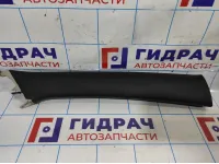 Обшивка стойки передняя правая Volkswagen Jetta (A6) 5C6867234M5T5.
