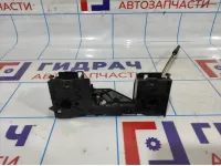Кронштейн блока управления отопителем Volkswagen Jetta (A6) 5C1819045.