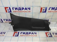 Обшивка стойки средняя правая нижняя Volkswagen Jetta (A6) 5C686729282V.
