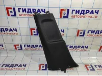 Обшивка стойки средняя левая нижняя Volkswagen Jetta (A6) 5C686729182V.