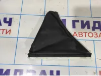 Пыльник рычага стояночного тормоза Volkswagen Jetta (A6) 5C0711465DOBX.