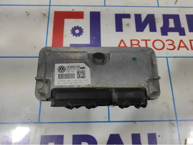 Блок управления двигателем Volkswagen Jetta (A6) 03C906014ER.