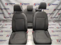 Комплект сидений Volkswagen Jetta (A6) .