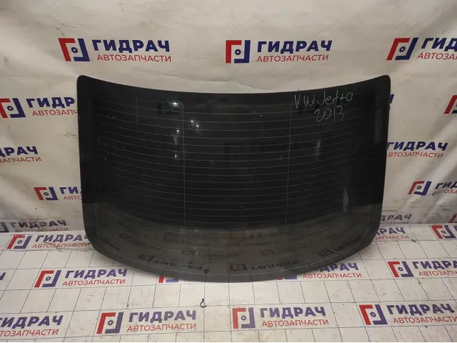 Стекло заднее Volkswagen Jetta (A6) 5CU845051NVB.