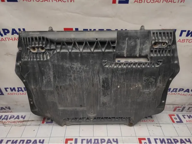 Защита картера Volkswagen Jetta (A6) 5C6825901B. Дефектты.