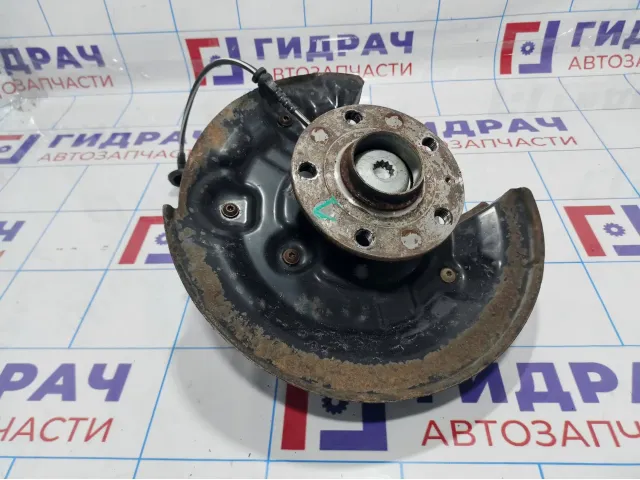 Кулак поворотный задний левый Volkswagen Jetta (A6) 5C0505435A