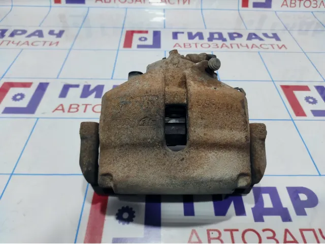 Суппорт тормозной передний левый Volkswagen Jetta (A6) 1K0615123E