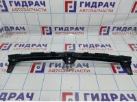 Направляющая переднего бампера центральная Volkswagen Jetta (A6) 5C6805706D