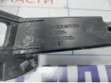 Направляющая заднего бампера правая Volkswagen Jetta (A6) 5C6807394