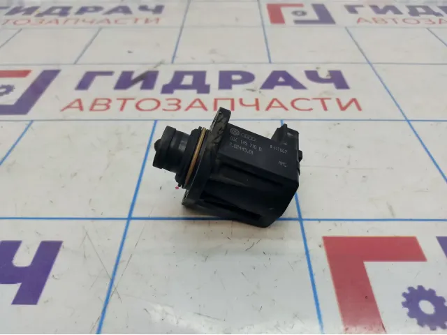 Клапан перепускной Volkswagen Jetta (A6) 03C145710D
