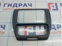 Рамка магнитолы Volkswagen Jetta (A6) 5C6858069A1QB