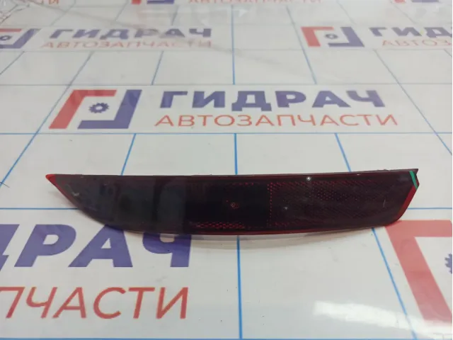 Отражатель в бампер задний правый Volkswagen Jetta (A6) 5C6945106A