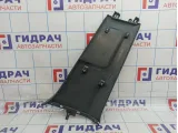 Обшивка стойки средней левой нижняя Volkswagen Jetta (A6) 5C686729182V