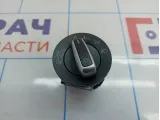 Переключатель света фар Volkswagen Jetta (A6) 3C8941431A