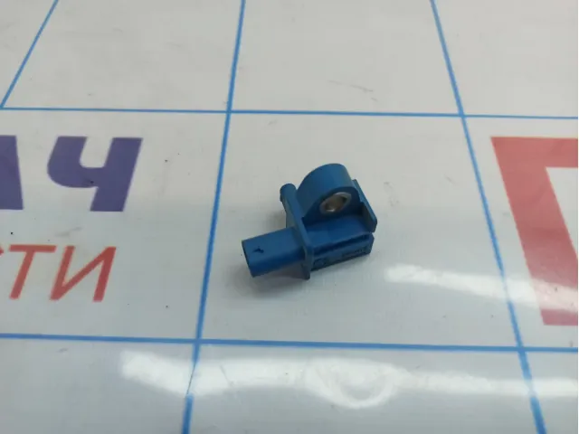 Датчик AIR BAG Volkswagen Jetta (A6) 5K0959351A