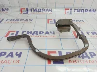 Петля крышки багажника лева Volkswagen Jetta (A6) 5C6827301C
