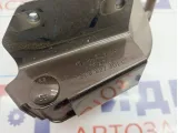 Петля крышки багажника лева Volkswagen Jetta (A6) 5C6827301C