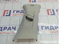 Обшивка стойки средней правой верхняя Volkswagen Jetta (A6) 5C6867244Y20