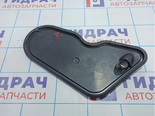 Заглушка двери задней левой Volkswagen Jetta (A6) 5C6839915B