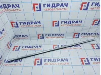 Накладка стекла переднего левого наружная Volkswagen Jetta (A6) 5C6837475C3Q7